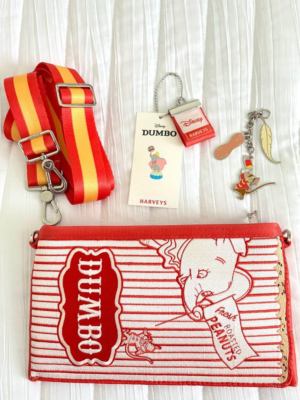 Harveys Disney Parks Dumbo Hip Pack Crossbody NWT Coral